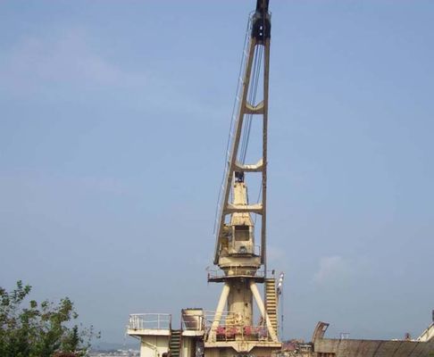 Trung Quốc Đàn cẩu biển nhựa với chiều dài tùy chỉnh và kiểm tra của bên thứ ba cho các ứng dụng tại xưởng đóng tàu và tàu chở hàng lớn nhà cung cấp