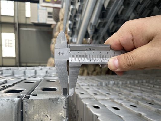 Đường ván thép kẽm Bảng ván chống ăn mòn Kích thước tùy chỉnh nhà cung cấp