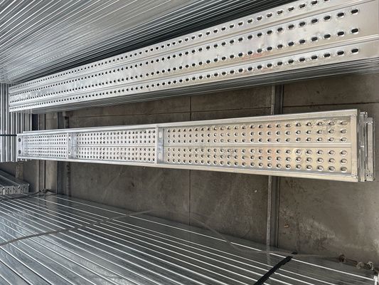 Đường ván thép kẽm Bảng ván chống ăn mòn Kích thước tùy chỉnh nhà cung cấp