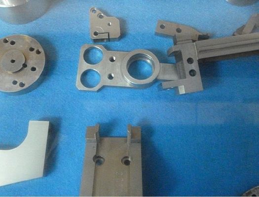 Các bộ phận máy chế biến kim loại được chứng nhận ISO với thiết kế tùy chỉnh và các thành phần chế biến chính xác cao chống ăn mòn nhà cung cấp